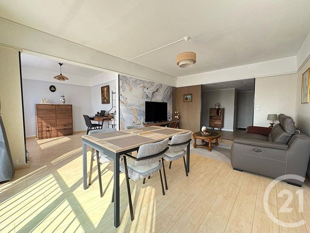Appartement F4 à vendre - 4 pièces - 100.0 m2 - TOURCOING - 59 - NORD-PAS-DE-CALAIS - Century 21 Les Pavés