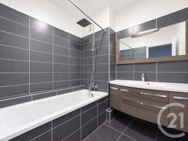 Appartement F4 à vendre - 4 pièces - 98.79 m2 - TOURCOING - 59 - NORD-PAS-DE-CALAIS - Century 21 Les Pavés