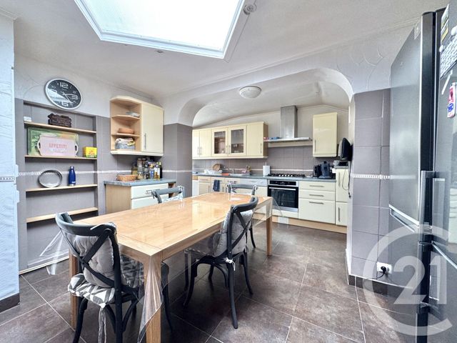 maison à vendre - 6 pièces - 140.67 m2 - TOURCOING - 59 - NORD-PAS-DE-CALAIS - Century 21 Les Pavés