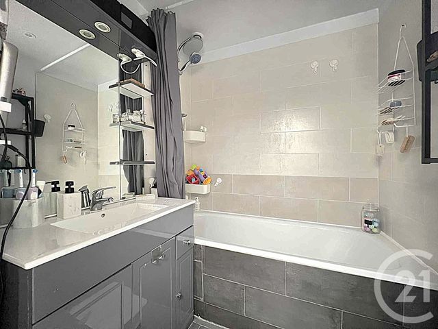 maison à vendre - 4 pièces - 92.48 m2 - TOURCOING - 59 - NORD-PAS-DE-CALAIS - Century 21 Les Pavés