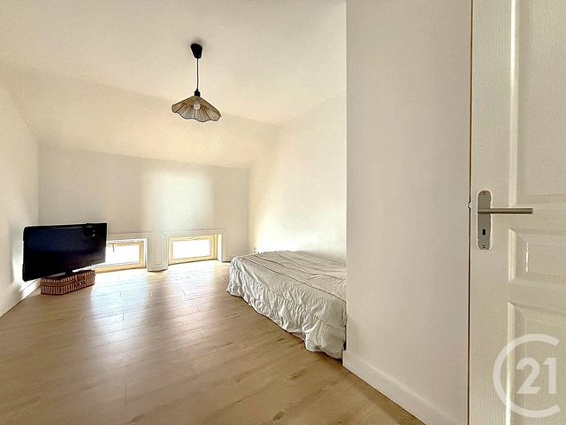 Appartement Loft à vendre - 4 pièces - 146.49 m2 - HALLUIN - 59 - NORD-PAS-DE-CALAIS - Century 21 Les Pavés