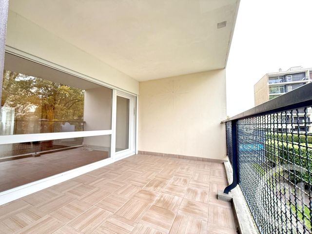 Afficher la photo en grand Appartement T4 à louer - 4 pièces - 100.0 m2 - TOURCOING - 59 - NORD-PAS-DE-CALAIS - Century 21 Les Pavés