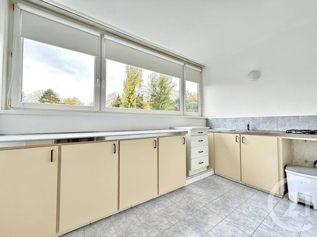 Afficher la photo en grand Appartement T4 à louer - 4 pièces - 100.0 m2 - TOURCOING - 59 - NORD-PAS-DE-CALAIS - Century 21 Les Pavés