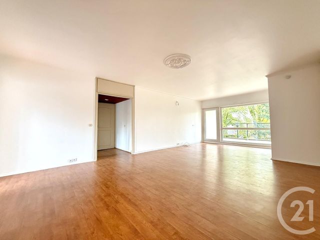 Afficher la photo en grand Appartement T4 à louer - 4 pièces - 100.0 m2 - TOURCOING - 59 - NORD-PAS-DE-CALAIS - Century 21 Les Pavés