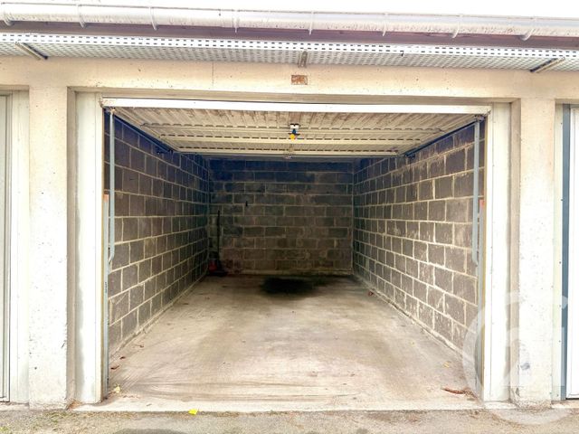 Afficher la photo en grand Appartement T4 à louer - 4 pièces - 100.0 m2 - TOURCOING - 59 - NORD-PAS-DE-CALAIS - Century 21 Les Pavés