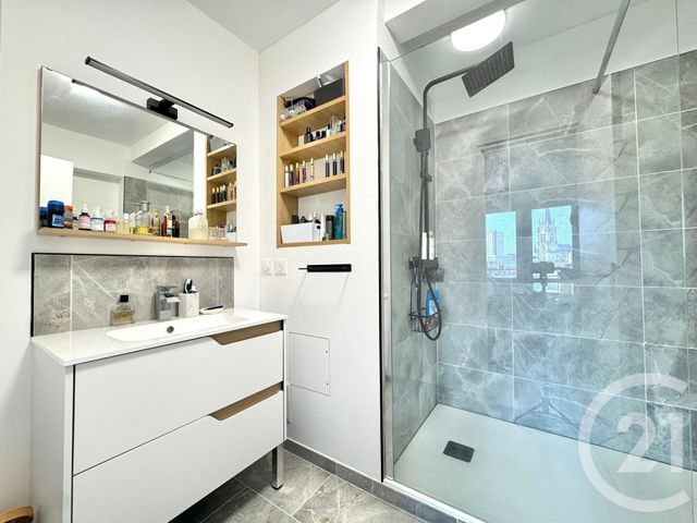 Appartement T2 à vendre - 2 pièces - 49.2 m2 - TOURCOING - 59 - NORD-PAS-DE-CALAIS - Century 21 Les Pavés