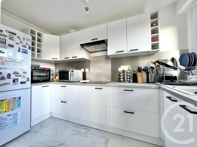 Appartement T2 à vendre - 2 pièces - 49.2 m2 - TOURCOING - 59 - NORD-PAS-DE-CALAIS - Century 21 Les Pavés