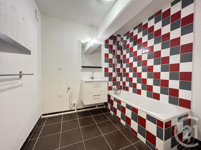 Appartement T2 à vendre - 2 pièces - 49.1 m2 - TOURCOING - 59 - NORD-PAS-DE-CALAIS - Century 21 Les Pavés