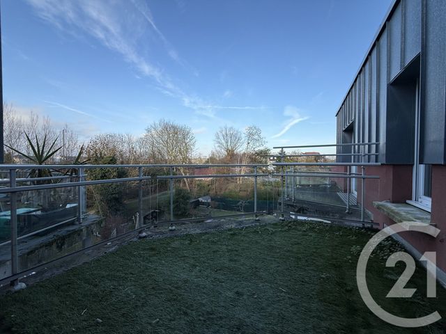 Appartement T3 à louer - 3 pièces - 65.15 m2 - WASQUEHAL - 59 - NORD-PAS-DE-CALAIS - Century 21 Les Pavés