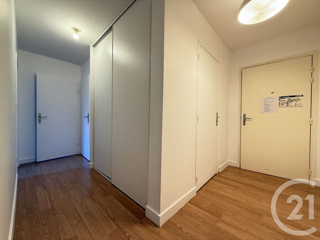 Appartement T3 à louer - 3 pièces - 65.15 m2 - WASQUEHAL - 59 - NORD-PAS-DE-CALAIS - Century 21 Les Pavés