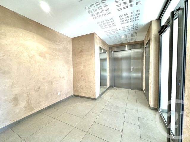 Appartement Studio à vendre - 1 pièce - 31.9 m2 - TOURCOING - 59 - NORD-PAS-DE-CALAIS - Century 21 Les Pavés