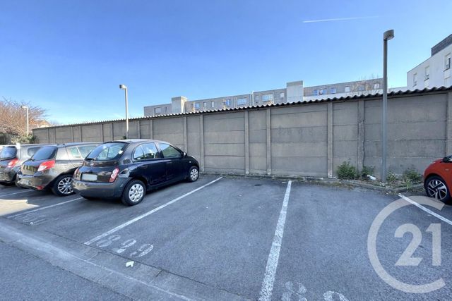 Appartement Studio à vendre - 1 pièce - 31.9 m2 - TOURCOING - 59 - NORD-PAS-DE-CALAIS - Century 21 Les Pavés