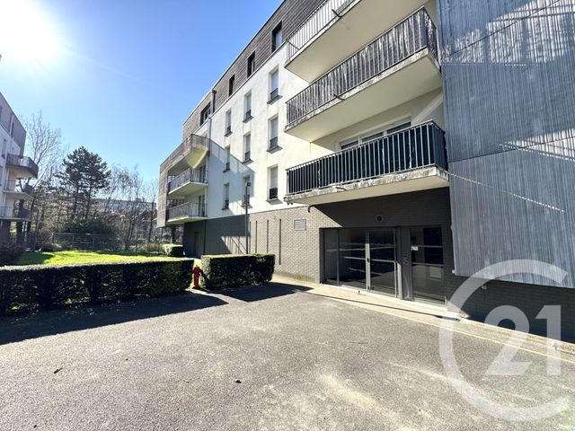 Appartement Studio à vendre - 1 pièce - 31.9 m2 - TOURCOING - 59 - NORD-PAS-DE-CALAIS - Century 21 Les Pavés