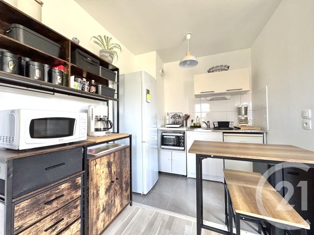 Appartement Studio à vendre - 1 pièce - 31.9 m2 - TOURCOING - 59 - NORD-PAS-DE-CALAIS - Century 21 Les Pavés