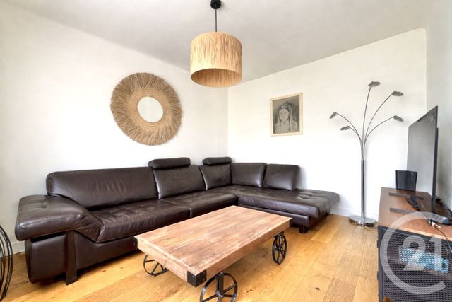 Appartement F3 à louer - 3 pièces - 69.13 m2 - TOURCOING - 59 - NORD-PAS-DE-CALAIS - Century 21 Les Pavés