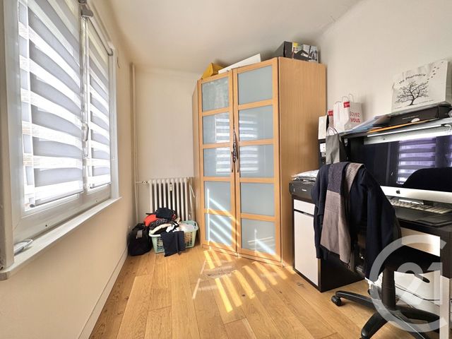 Appartement F3 à louer - 3 pièces - 69.13 m2 - TOURCOING - 59 - NORD-PAS-DE-CALAIS - Century 21 Les Pavés