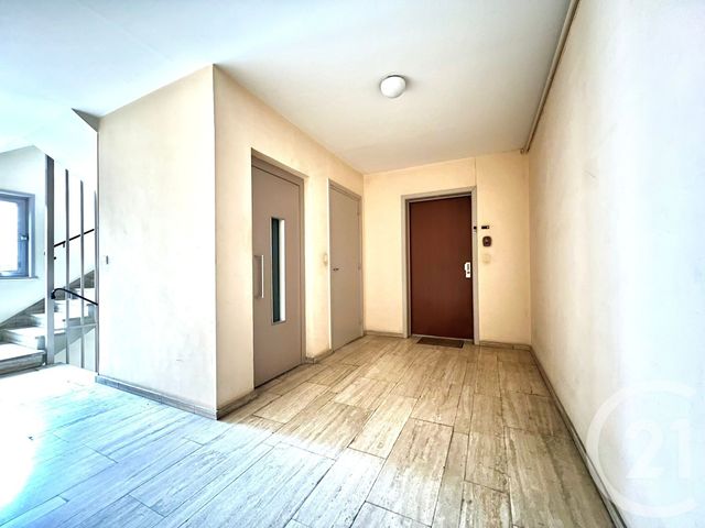 Appartement T4 à louer - 4 pièces - 88.45 m2 - TOURCOING - 59 - NORD-PAS-DE-CALAIS - Century 21 Les Pavés