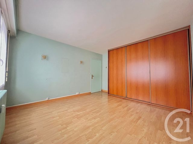 Appartement T4 à louer - 4 pièces - 88.45 m2 - TOURCOING - 59 - NORD-PAS-DE-CALAIS - Century 21 Les Pavés