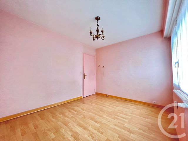 Appartement T4 à louer - 4 pièces - 88.45 m2 - TOURCOING - 59 - NORD-PAS-DE-CALAIS - Century 21 Les Pavés