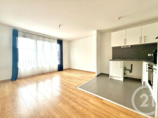 Appartement F3 à louer - 3 pièces - 59.74 m2 - TOURCOING - 59 - NORD-PAS-DE-CALAIS - Century 21 Les Pavés