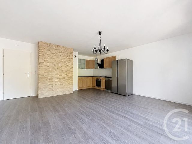 Appartement F3 à vendre - 3 pièces - 62.24 m2 - TOURCOING - 59 - NORD-PAS-DE-CALAIS - Century 21 Les Pavés