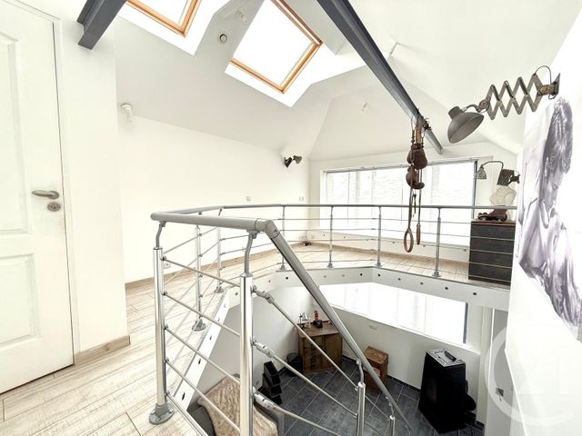 Appartement Loft à louer - 2 pièces - 66.28 m2 - TOURCOING - 59 - NORD-PAS-DE-CALAIS - Century 21 Les Pavés