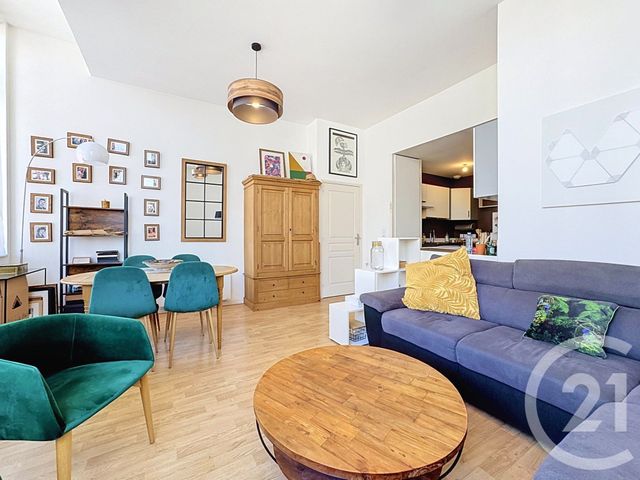 Appartement F3 à louer - 3 pièces - 57.92 m2 - TOURCOING - 59 - NORD-PAS-DE-CALAIS - Century 21 Les Pavés