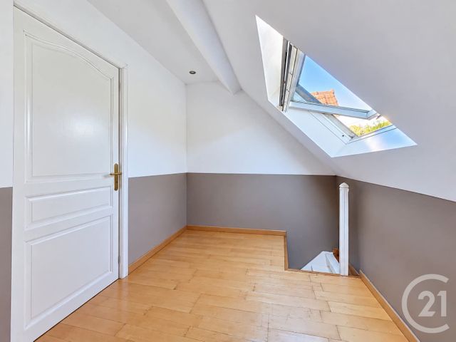 maison à vendre - 4 pièces - 157.29 m2 - NEUVILLE EN FERRAIN - 59 - NORD-PAS-DE-CALAIS - Century 21 Les Pavés
