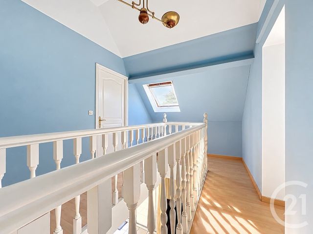 maison à vendre - 4 pièces - 157.29 m2 - NEUVILLE EN FERRAIN - 59 - NORD-PAS-DE-CALAIS - Century 21 Les Pavés