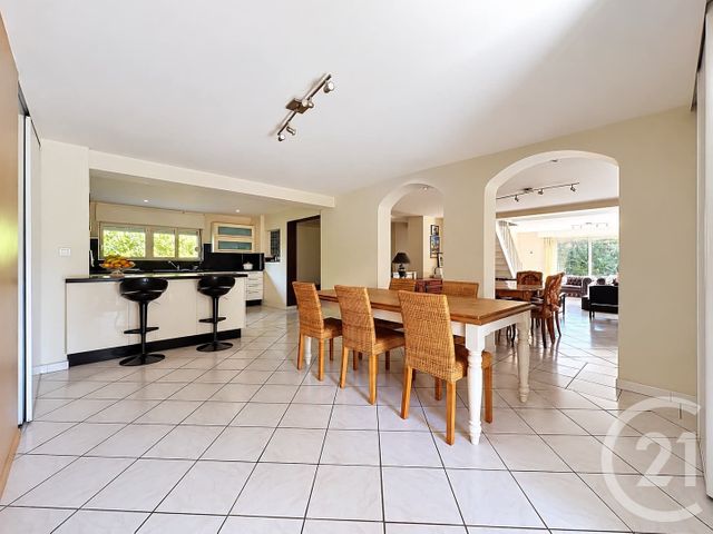 maison à vendre - 4 pièces - 157.29 m2 - NEUVILLE EN FERRAIN - 59 - NORD-PAS-DE-CALAIS - Century 21 Les Pavés