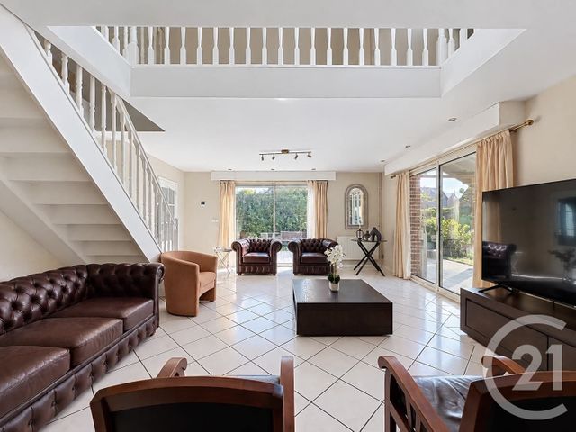 maison à vendre - 4 pièces - 157.29 m2 - NEUVILLE EN FERRAIN - 59 - NORD-PAS-DE-CALAIS - Century 21 Les Pavés