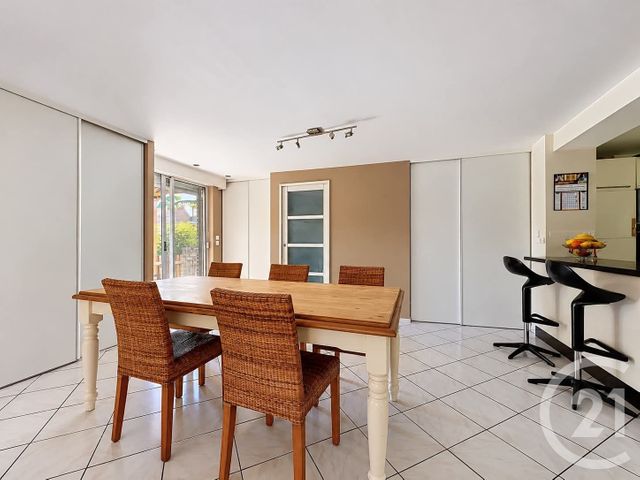 maison à vendre - 4 pièces - 157.29 m2 - NEUVILLE EN FERRAIN - 59 - NORD-PAS-DE-CALAIS - Century 21 Les Pavés