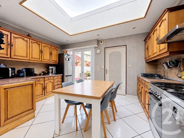 maison à vendre - 6 pièces - 102.8 m2 - TOURCOING - 59 - NORD-PAS-DE-CALAIS - Century 21 Les Pavés