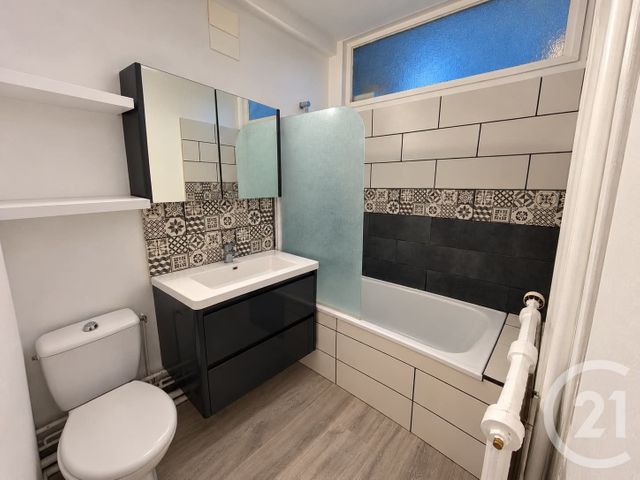 Appartement T2 à vendre - 2 pièces - 42.4 m2 - TOURCOING - 59 - NORD-PAS-DE-CALAIS - Century 21 Les Pavés