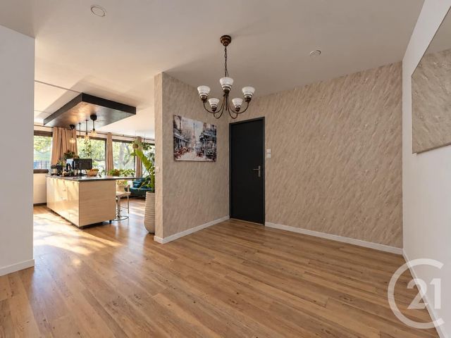 Appartement F2 à vendre - 2 pièces - 55.5 m2 - MONS EN BAROEUL - 59 - NORD-PAS-DE-CALAIS - Century 21 Les Pavés